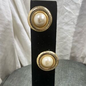 Faux Pearls set In This 2 inch Gold Plated setting. Sterling Silver Ear Post.